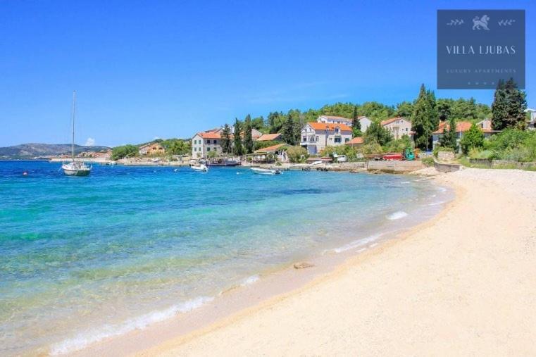 Villa Ljubas Srima Dış mekan fotoğraf